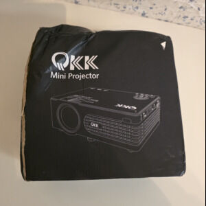 QKK Mini Desktop Projector White USB HDMI VGA/SVGA D-Sub AV Connectivity